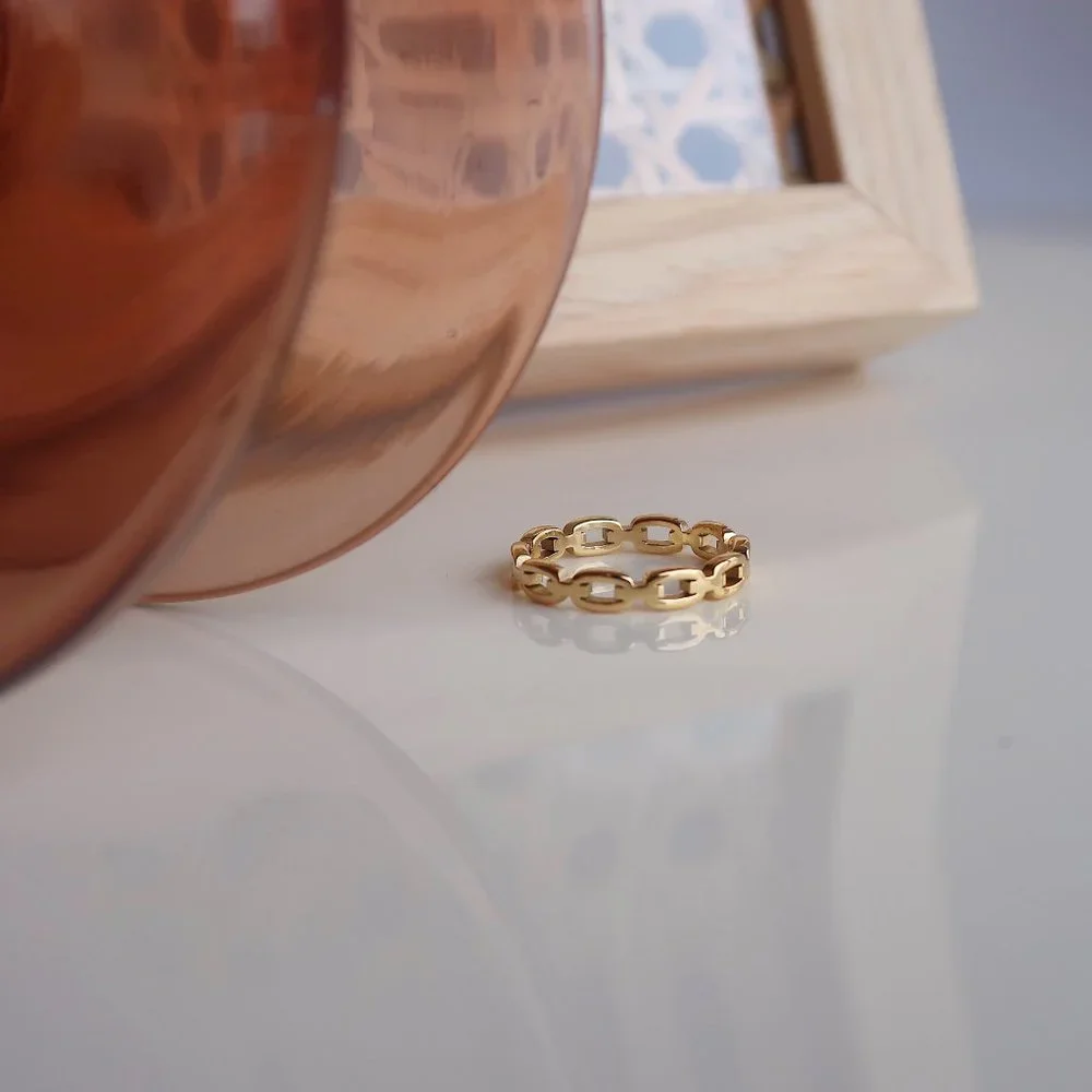 NEW 18K Gold Plated Link Chain Ring a